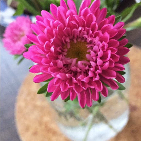 Hi there! 💕✨☺️ I'm happy to e-meet you - Picture 1 of 2